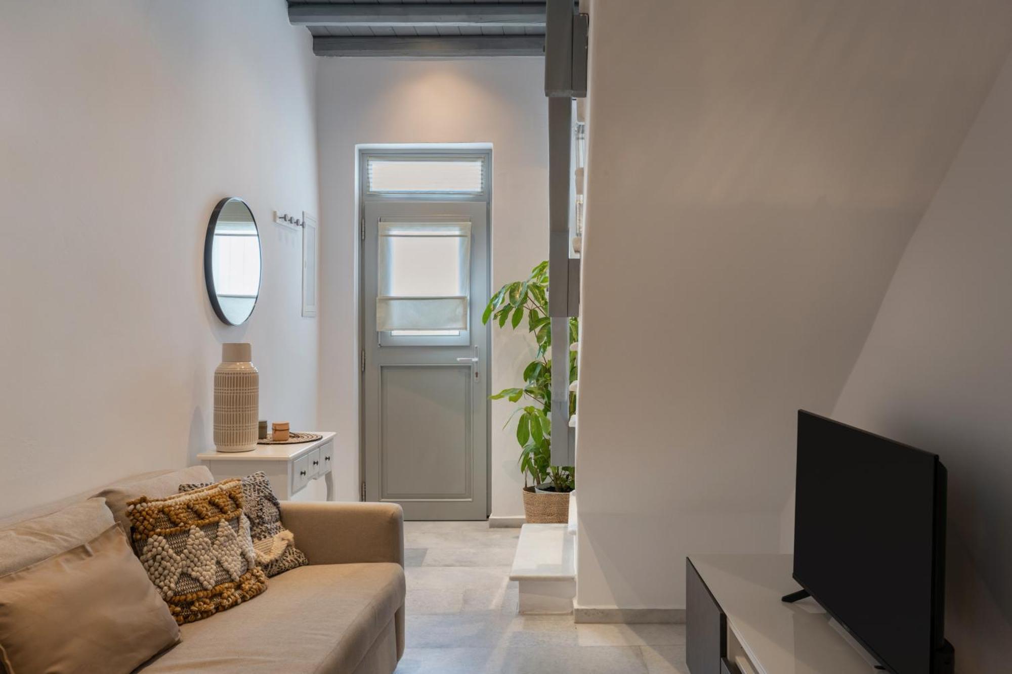 Caper-2 Bedroom Traditional Home With Amazing View Náousa Exteriör bild